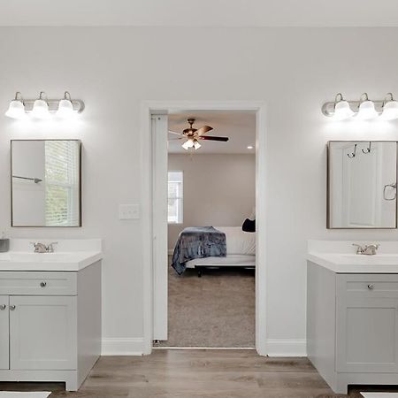 Perfectly Paired On Pope - Two Houses Columbia Exterior photo